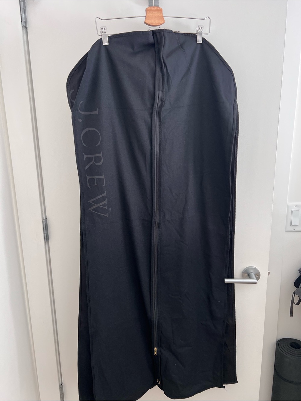 J crew Travel Garment Bag Black Full-Zip Cloth (each)